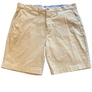 EUC Tommy Hilfiger flat front khaki shorts 36